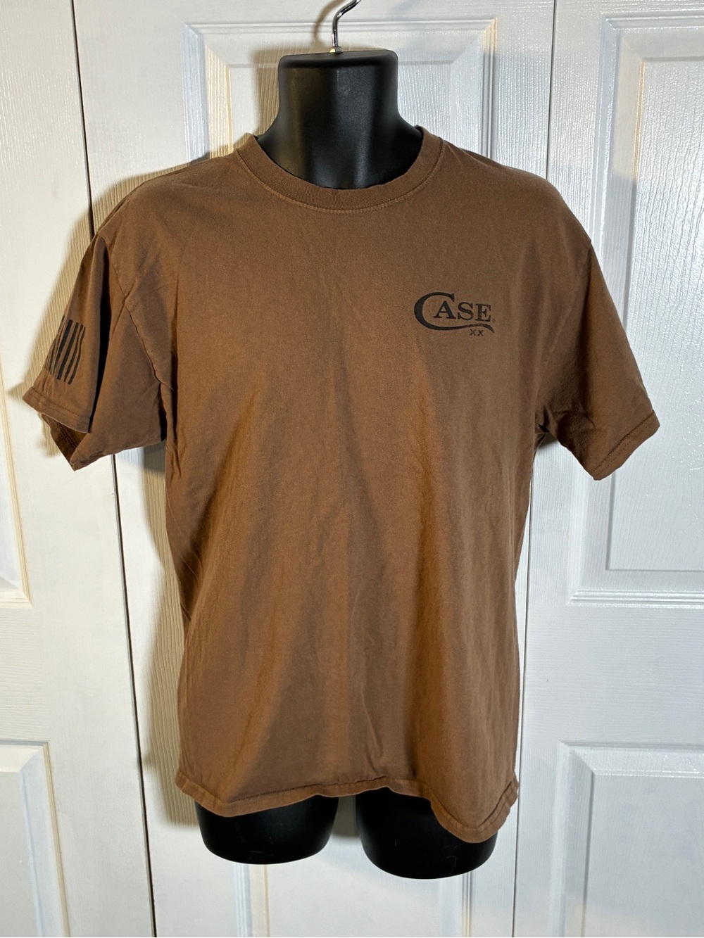 Case XX Knives American Flag Sleeve Graphic Tee | Brown | Size L